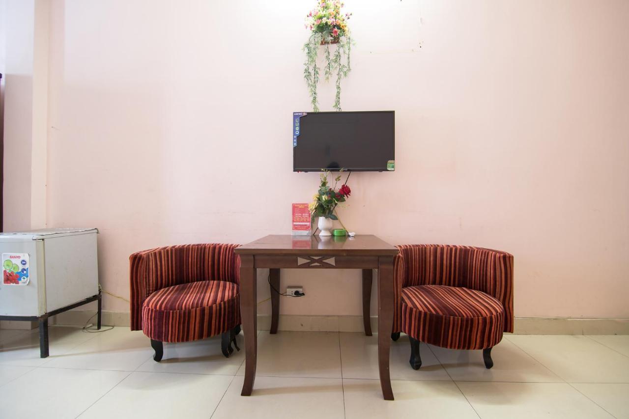 Reddoorz Plus Near Aeon Mall Tan Phu 2 Хошимин Экстерьер фото