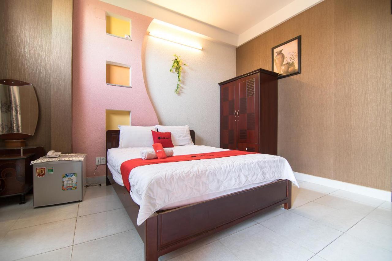 Reddoorz Plus Near Aeon Mall Tan Phu 2 Хошимин Экстерьер фото