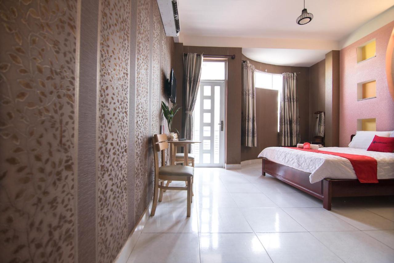 Reddoorz Plus Near Aeon Mall Tan Phu 2 Хошимин Экстерьер фото